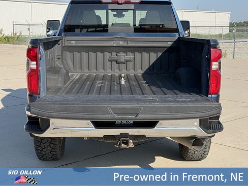 Used 2020 Chevrolet Silverado 2500 LTZ w/ LTZ Plus Package AWD/4WD image 5