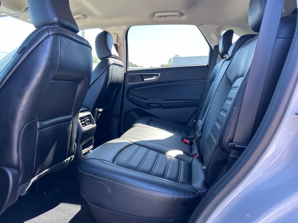 Used 2024 Ford Edge SEL w/ Convenience Package AWD/4WD image 9