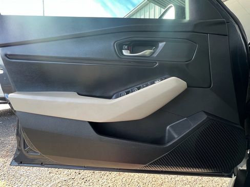 Used 2024 Honda Accord EX image 18