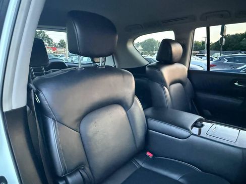 Used 2016 INFINITI QX80 4WD w/ 22" Wheel Package image 31