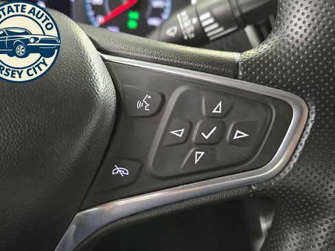 Used 2023 Chevrolet Malibu LT FWD image 13