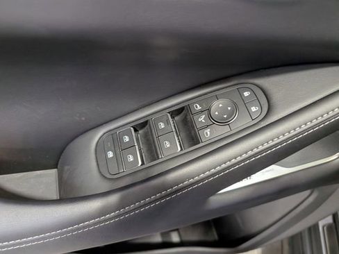 Used 2025 INFINITI QX60 Sensory w/ Lighting Package (N94) AWD/4WD image 15