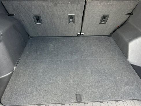 Used 2024 Chevrolet Equinox LT image 15