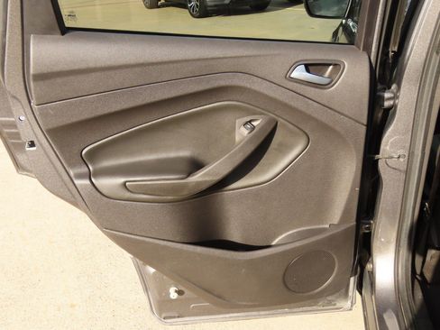 Used 2014 Ford Escape SE image 20