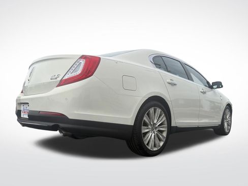 Used 2013 Lincoln MKS AWD image 9