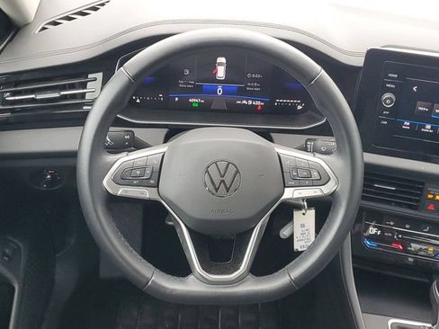 Used 2025 Volkswagen Jetta S FWD image 11