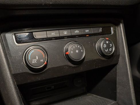 Used 2018 Volkswagen Tiguan S w/ Front Fog Lights Package image 14