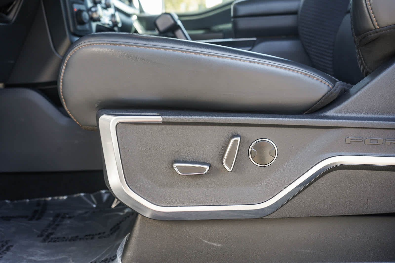 Used 2023 Ford F150 Raptor AWD/4WD image 22