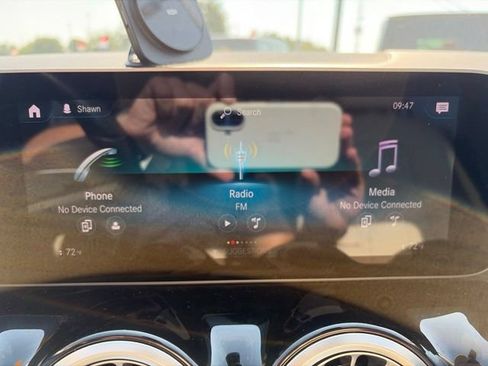 Used 2021 Mercedes-Benz GLA 250 4MATIC image 36