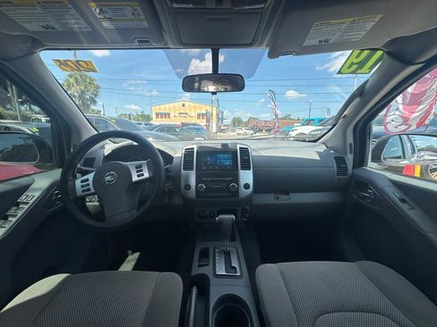 Used 2019 Nissan Frontier SV AWD/4WD image 13