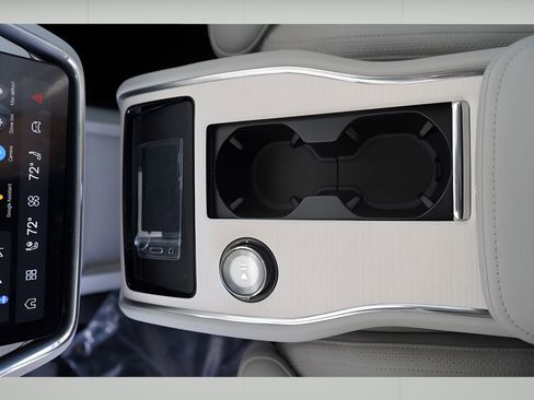 New 2025 Volvo EX90 Ultra AWD/4WD image 15