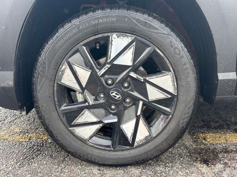 Used 2025 Hyundai Kona SEL image 25