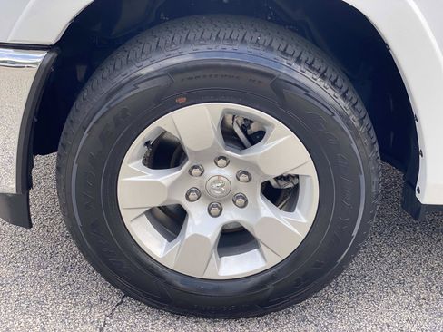 Used 2025 RAM 1500 Big Horn RWD image 12