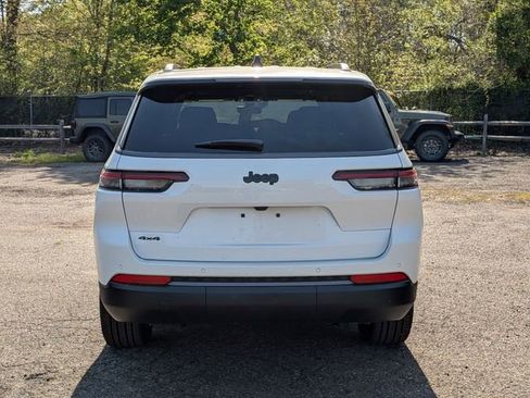 New 2026 Jeep Grand Cherokee L Limited AWD/4WD image 4