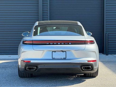 Certified 2026 Porsche Panamera 4 image 21