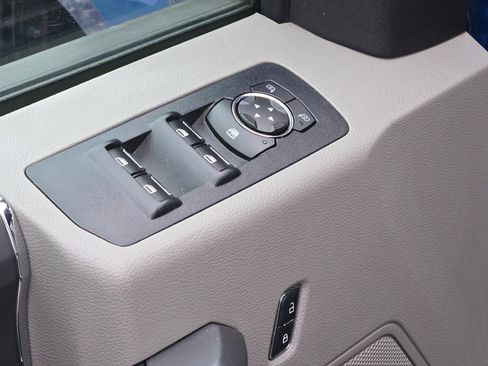 Used 2017 Ford F150 XLT w/ Equipment Group 302A Luxury image 21