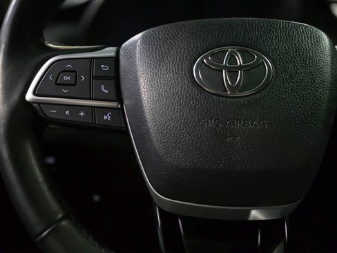 Used 2024 Toyota Grand Highlander Limited AWD 7-Passenger Hybrid image 21