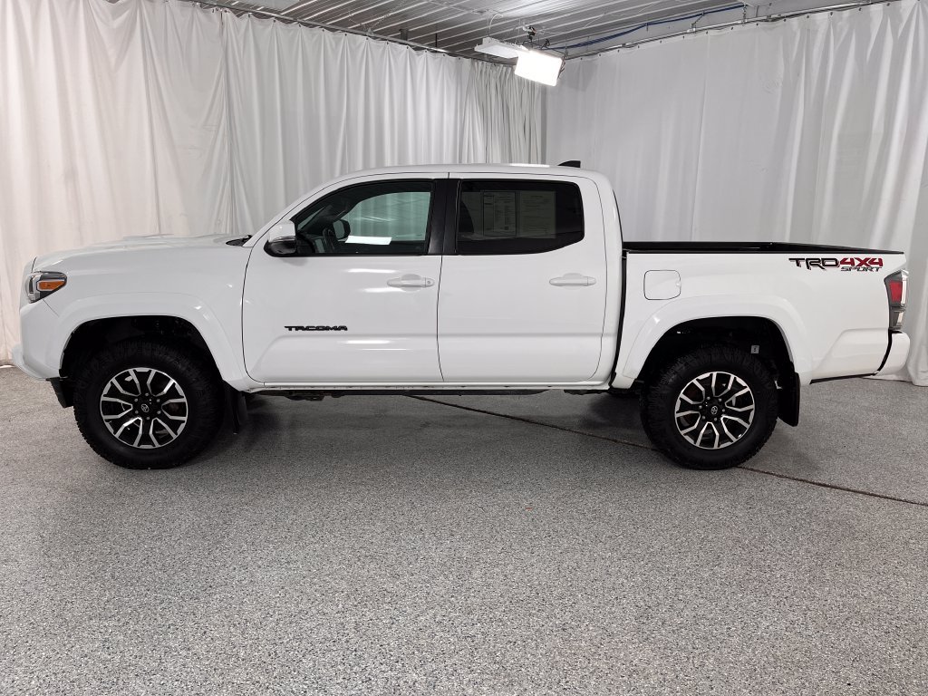 Used 2023 Toyota Tacoma TRD Sport w/ Advanced Technology Package AWD/4WD image 8
