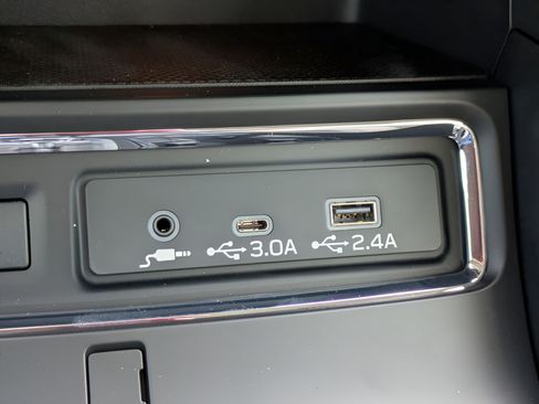 Used 2025 Subaru Ascent Premium AWD/4WD image 20