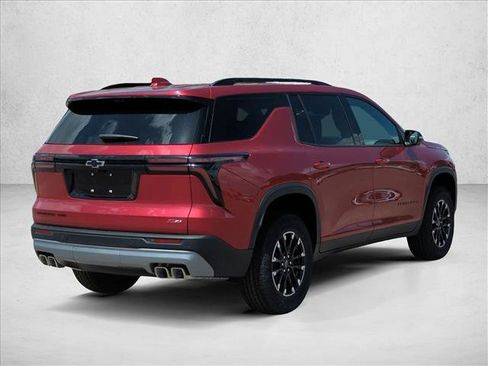 New 2026 Chevrolet Traverse Z71 w/ Enhanced Driving Package AWD/4WD image 2