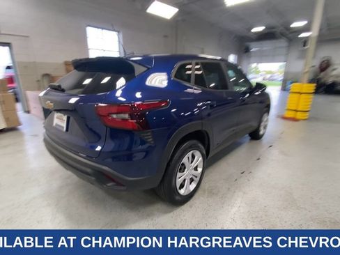 Used 2024 Chevrolet Trax LS FWD image 10