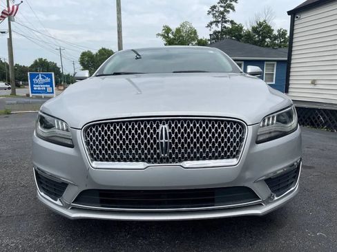 Used 2017 Lincoln MKZ Reserve FWD image 2