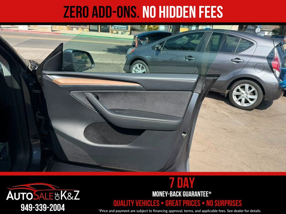 Used 2023 Tesla Model Y Long Range AWD/4WD image 22