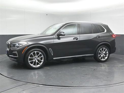 Used 2021 BMW X5 xDrive40i w/ Convenience Package image 4