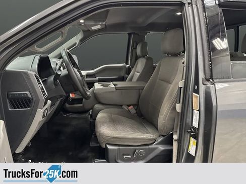 Used 2015 Ford F150 XLT w/ Equipment Group 302A Luxury image 4