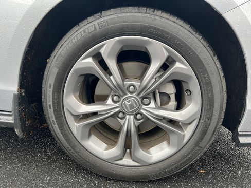 Used 2024 Honda Accord EX image 13