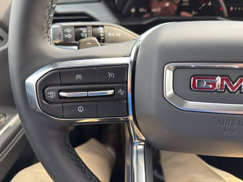 New 2025 GMC Acadia Elevation w/ Elevation Premium Package image 25