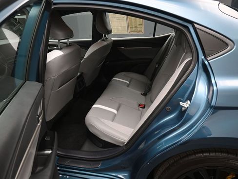 Used 2025 Toyota Camry SE image 29