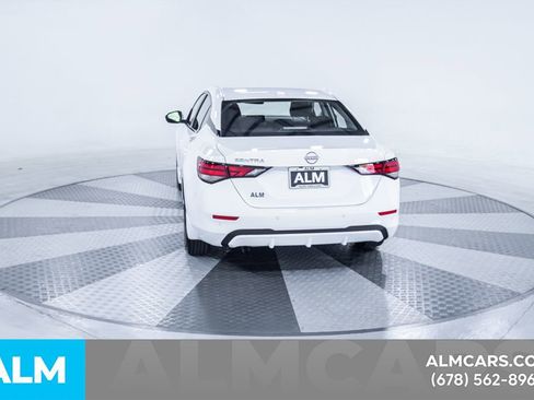 Used 2025 Nissan Sentra SV w/ All-Weather Package image 8