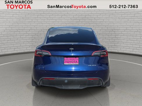 Used 2023 Tesla Model Y Long Range AWD/4WD image 7