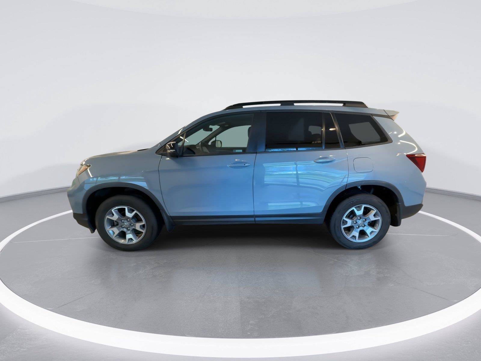 Used 2022 Honda Passport TrailSport image 4