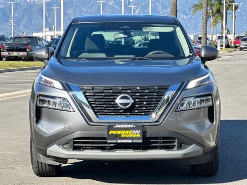 Used 2023 Nissan Rogue SV image 9
