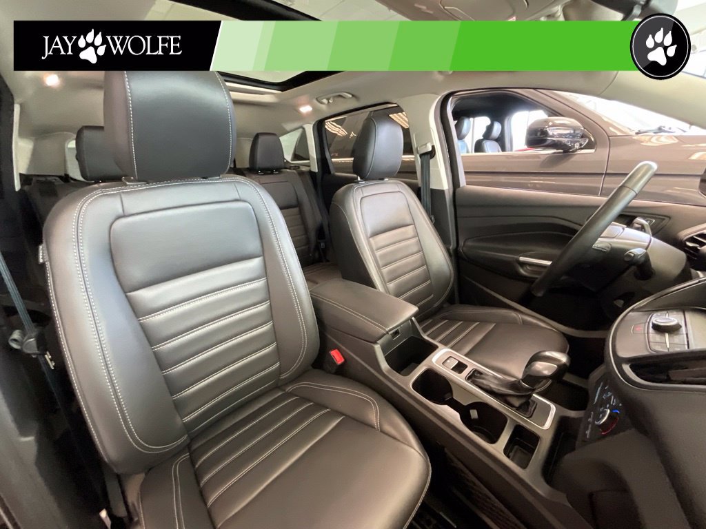 Used 2019 Ford Escape SEL w/ Sun & Style Package AWD/4WD image 19