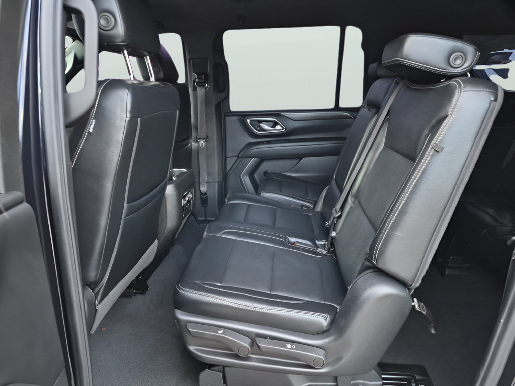 Used 2023 Chevrolet Suburban LS w/ Driver Alert Package RWD image 31