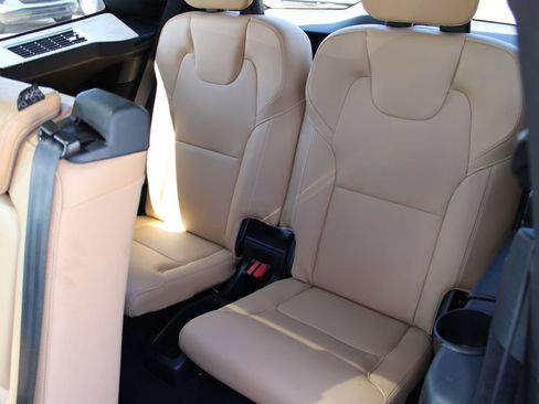 Used 2019 Volvo XC90 T6 Momentum w/ Advanced Package AWD/4WD image 42