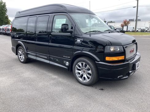 New 2025 GMC Savana 2500 w/ Driver Convenience Package image 3