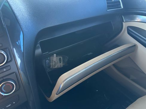 Used 2016 Ford Explorer FWD image 22