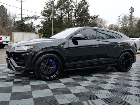 Used 2021 Lamborghini Urus image 76