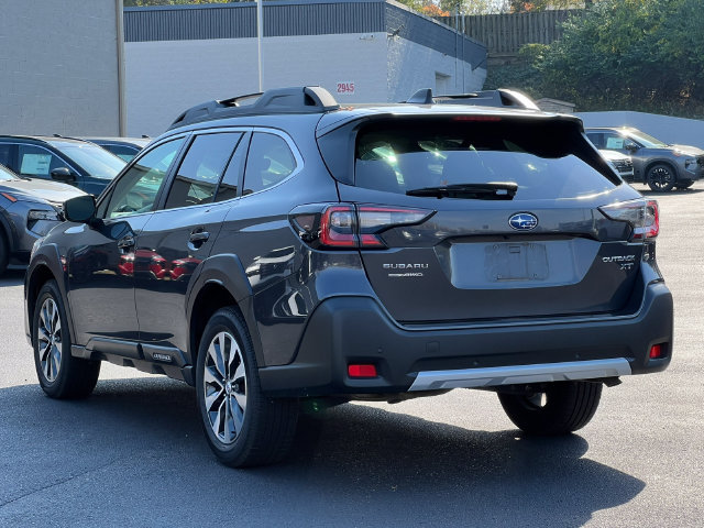 Used 2024 Subaru Outback Limited XT AWD/4WD image 4