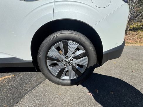 New 2025 Nissan Murano SL image 22