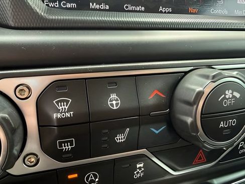 Used 2020 Jeep Gladiator Rubicon AWD/4WD image 20