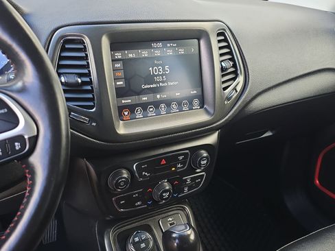 Used 2021 Jeep Compass Trailhawk w/ Convenience Group image 22