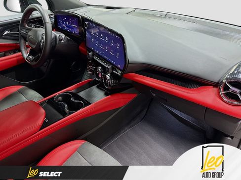 Used 2024 Chevrolet Blazer EV RS AWD/4WD image 32