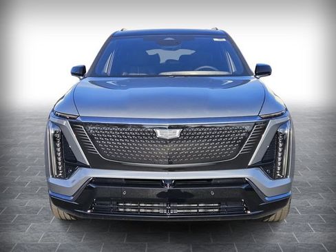 New 2026 Cadillac Vistiq Sport image 2