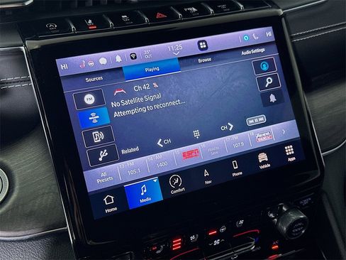 Used 2022 Jeep Grand Cherokee Overland image 30