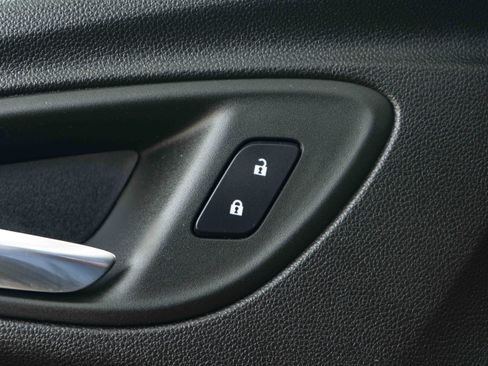 Used 2024 Buick Encore GX Preferred FWD image 38